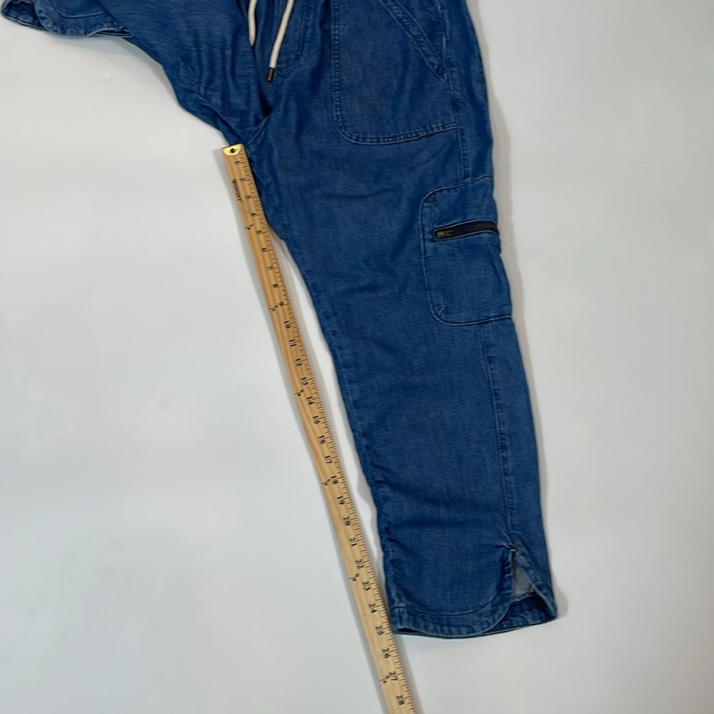 Pilcro Jeans Size L Relaxed Fit High Rise Pull On Cargo Denim EUC Worn Once - Picture 6 of 11